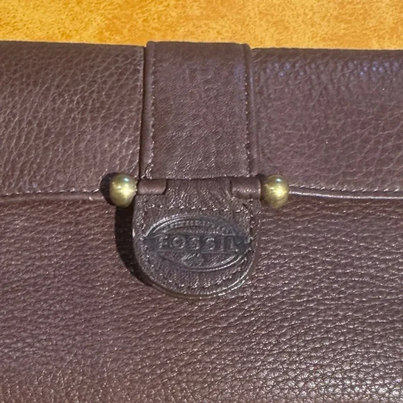 Vintage Fossil Brown Leather Wallet with Tags 1990s-2000s - Picture 2 of 5